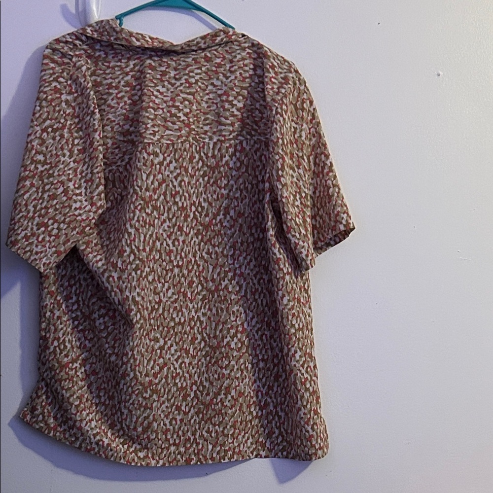 Women's Button Down Shirt - Multicolor Pattern - image 2